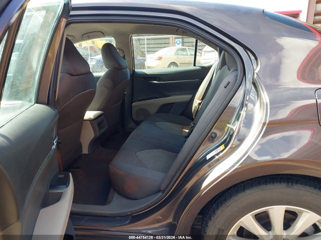 Toyota Camry Le