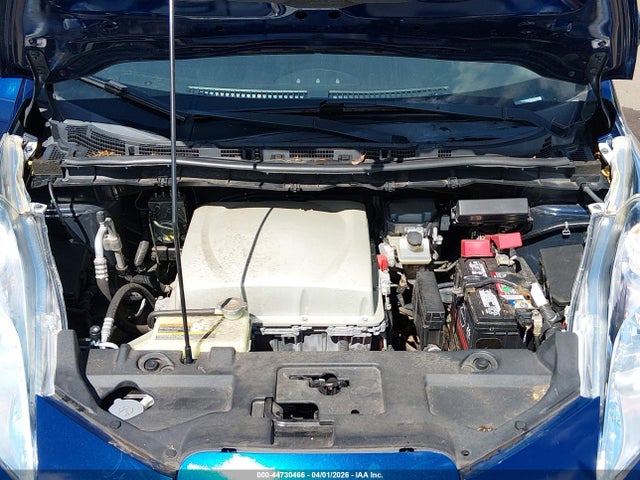 Nissan LEAF S