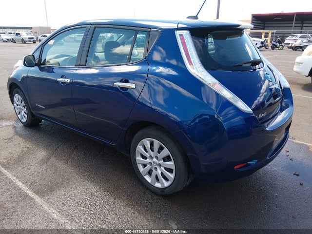 Nissan LEAF S