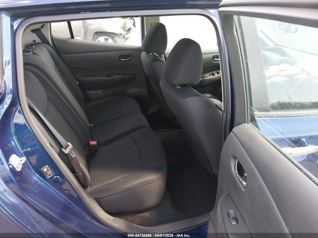 Nissan LEAF S