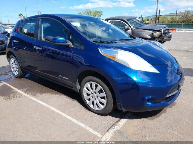 Salvage Nissan LEAF Image