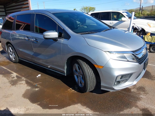 Salvage Honda Odyssey Image