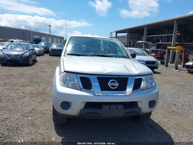 Nissan Frontier Sv