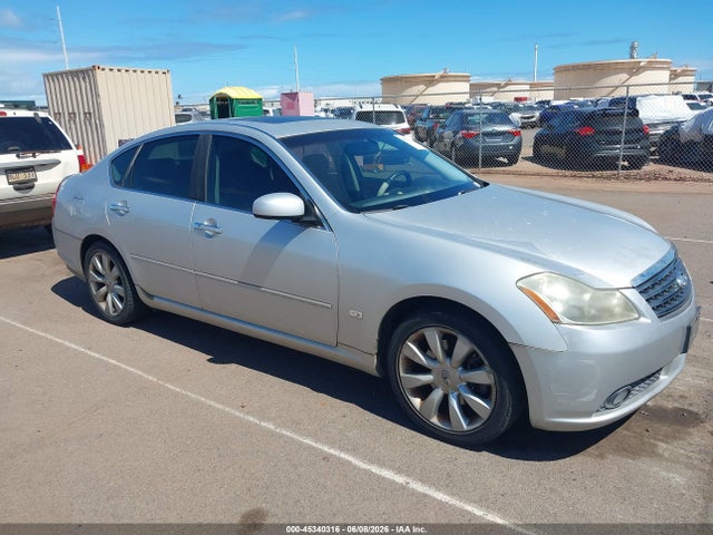 Salvage INFINITI M35 Image