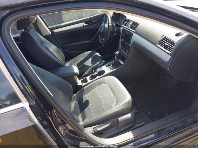 Volkswagen Passat 2.5l Se