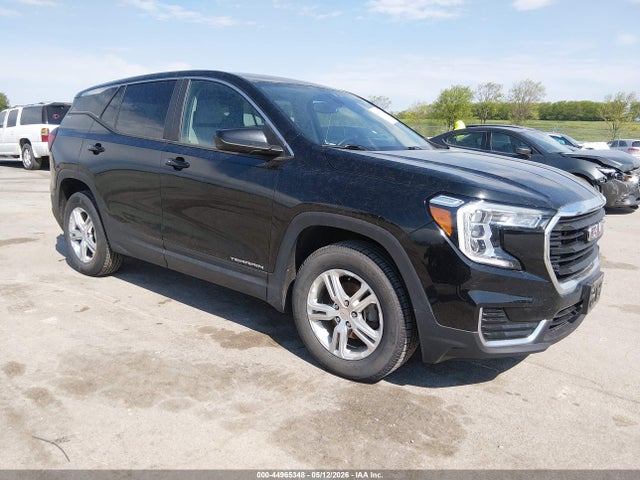 Salvage GMC Terrain Image