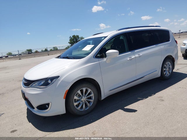 Chrysler Pacifica Touring L