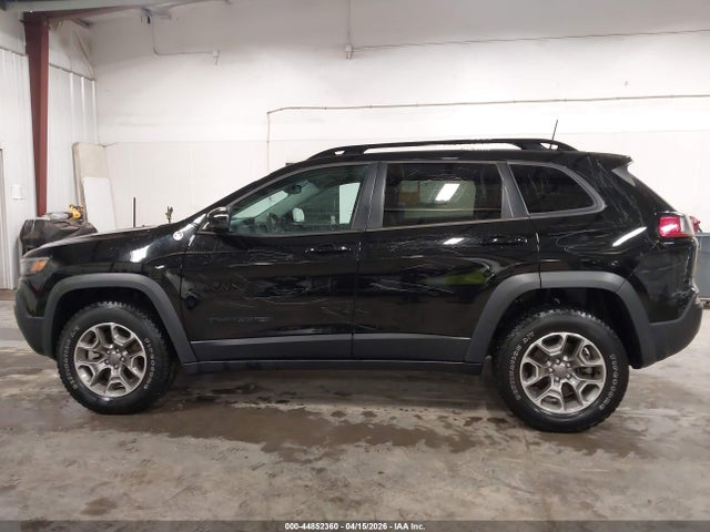 Jeep Cherokee Trailhawk 4x4