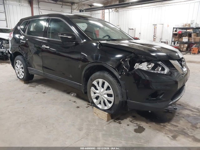 Salvage Nissan Rogue Image