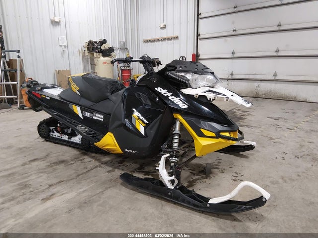 Salvage Ski-doo Mxz Blizzard 600 H.o Image