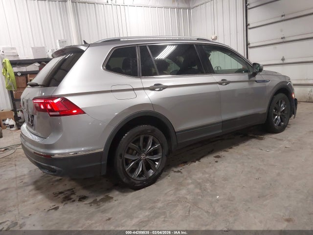 Volkswagen Tiguan 2.0t Se