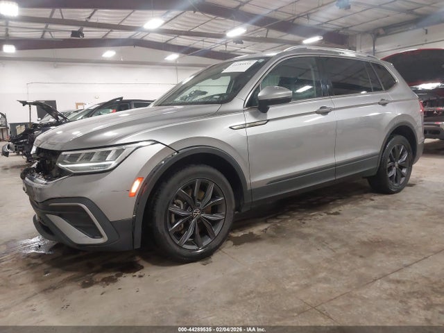 Volkswagen Tiguan 2.0t Se
