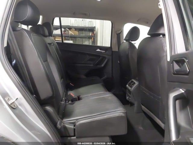 Volkswagen Tiguan 2.0t Se