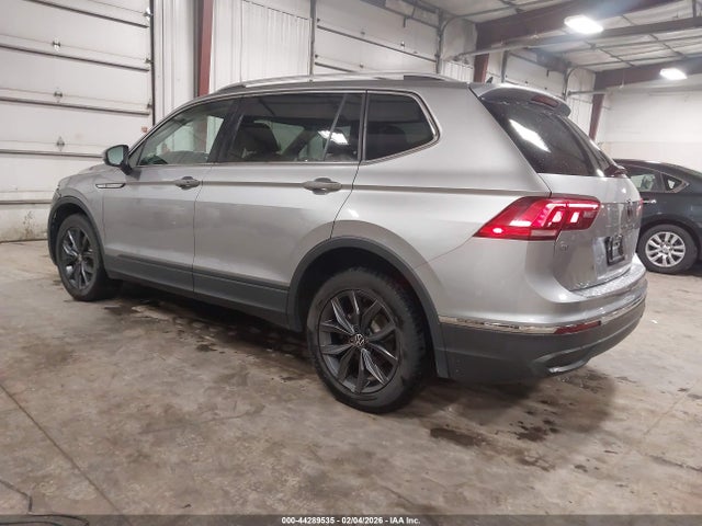 Volkswagen Tiguan 2.0t Se
