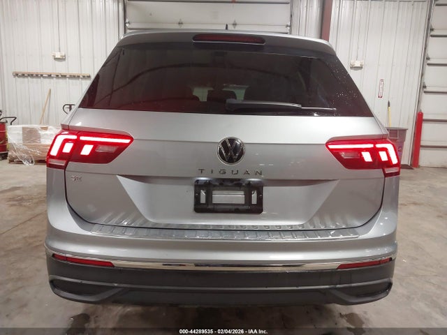 Volkswagen Tiguan 2.0t Se