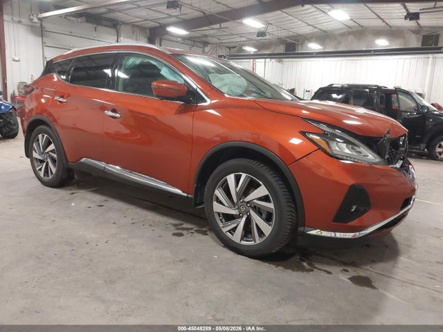 Salvage Nissan Murano Image