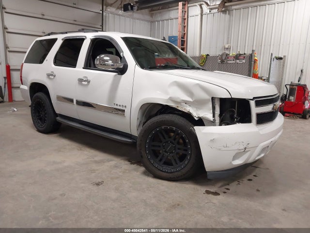 Salvage Chevrolet Tahoe Image