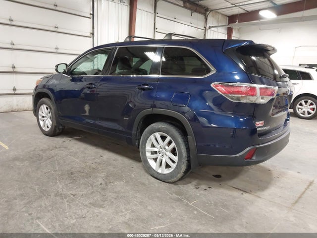 Toyota Highlander Le V6