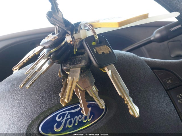 Ford E-450 Standard
