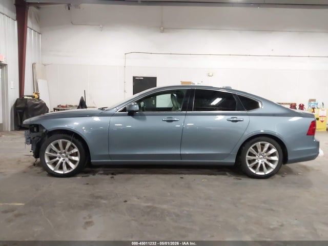 Volvo S90 T6 Momentum
