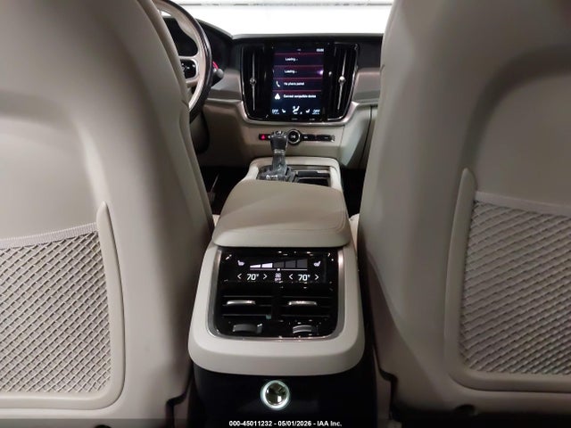 Volvo S90 T6 Momentum