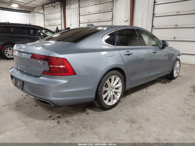 Volvo S90 T6 Momentum