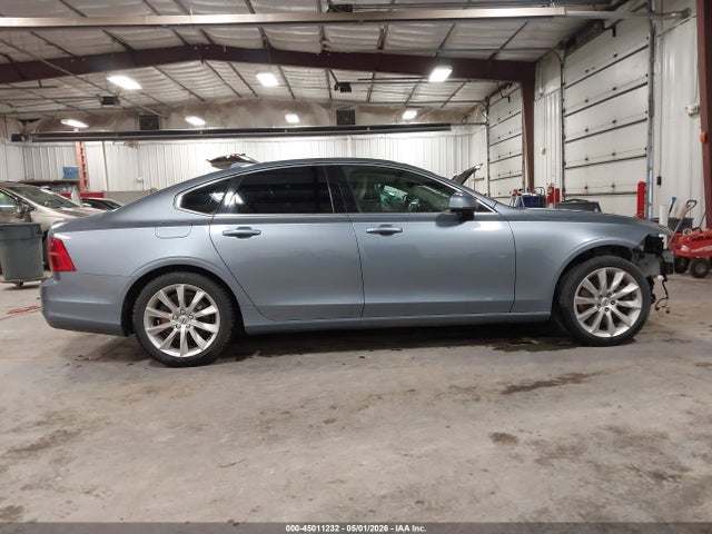 Volvo S90 T6 Momentum