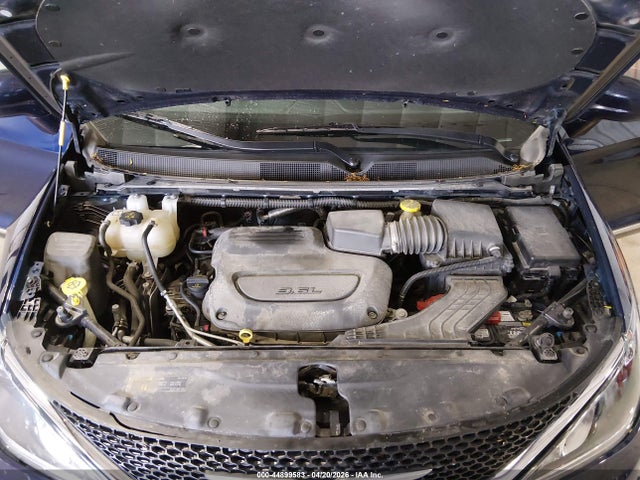Chrysler Pacifica Touring L Plus