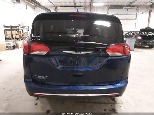 Chrysler Pacifica Touring L Plus