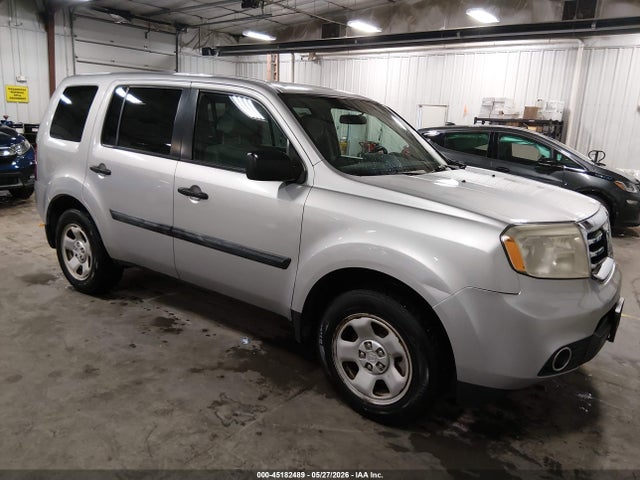 Salvage Honda Pilot Image