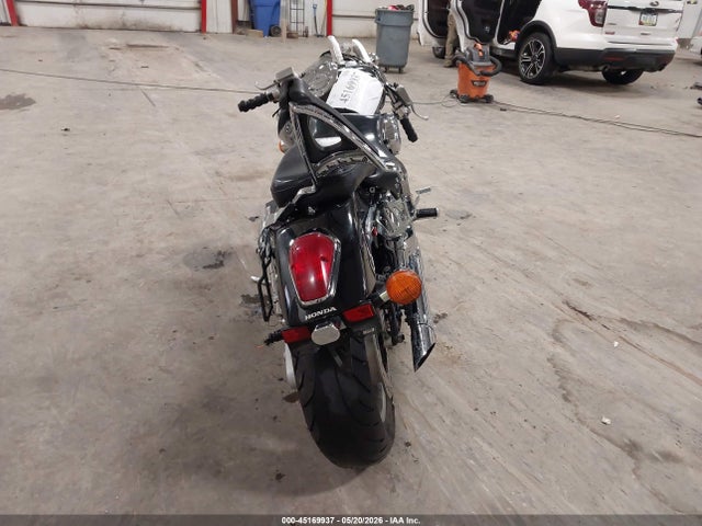 Honda Vtx1800 C