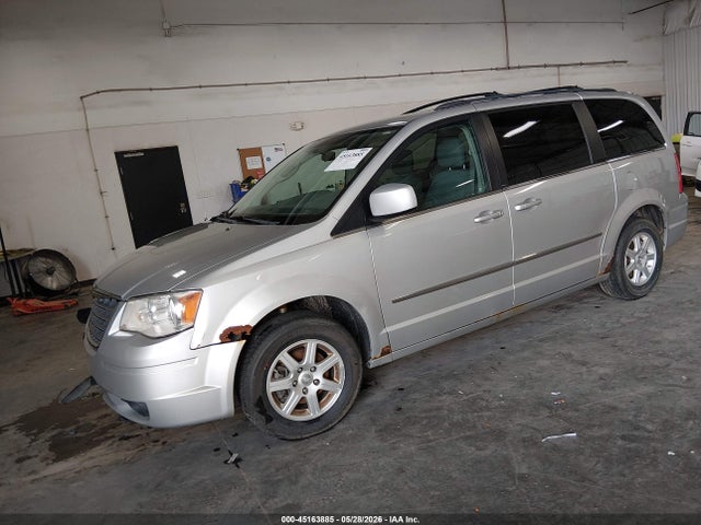 Chrysler Town & Country Touring