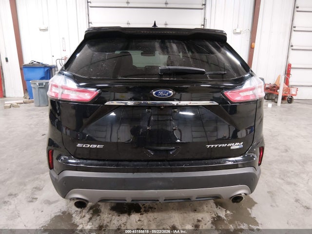 Ford Edge Titanium
