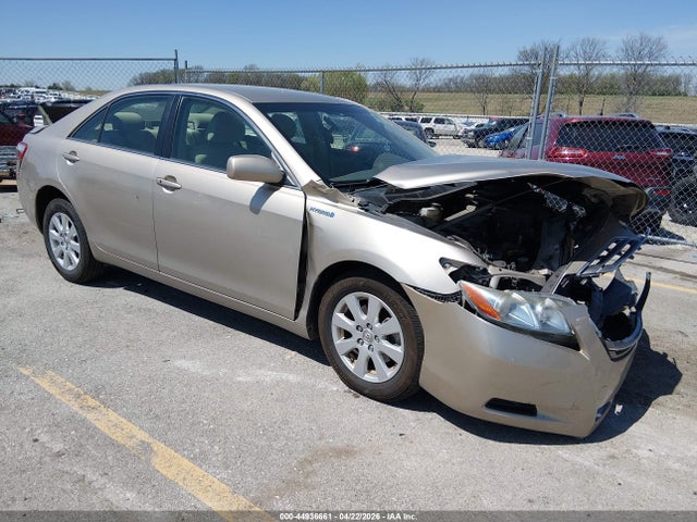 Salvage Toyota Camry Image