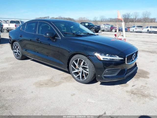 Salvage Volvo S60 Image