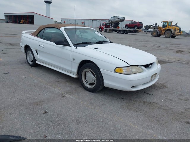 Salvage Ford Mustang Image