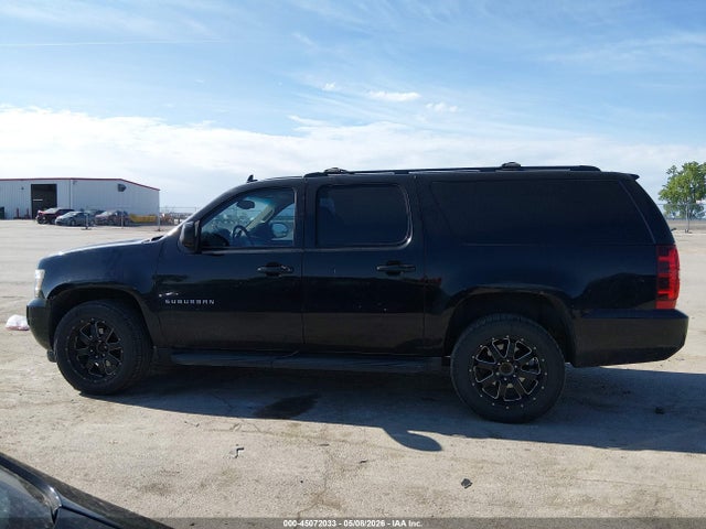 Chevrolet Suburban 1500 Lt
