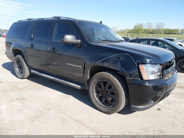 Salvage Chevrolet Suburban 1500 Image