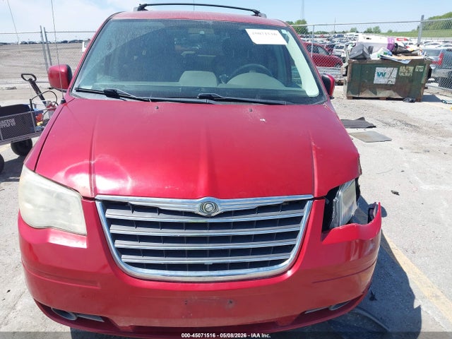 Chrysler Town & Country Touring