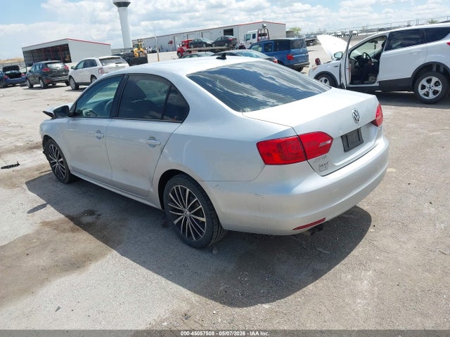 Volkswagen Jetta 2.5l Se