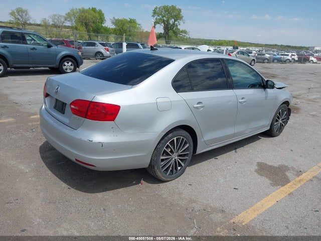 Volkswagen Jetta 2.5l Se