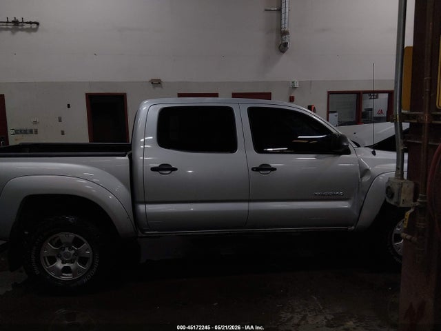 Toyota Tacoma Base V6