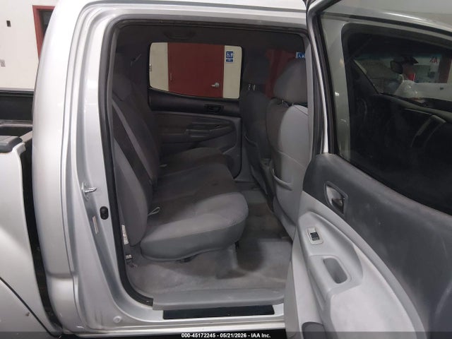 Toyota Tacoma Base V6
