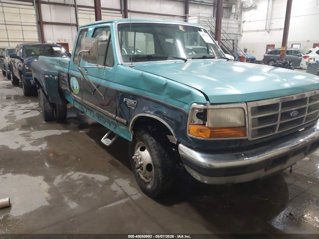 Salvage Ford F-250 Image