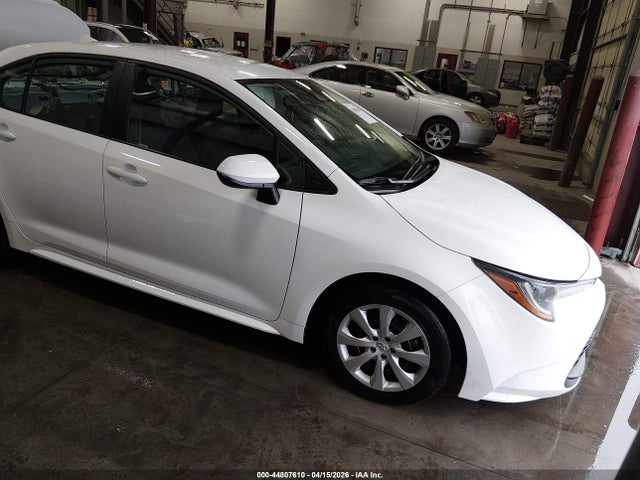Salvage Toyota Corolla Image