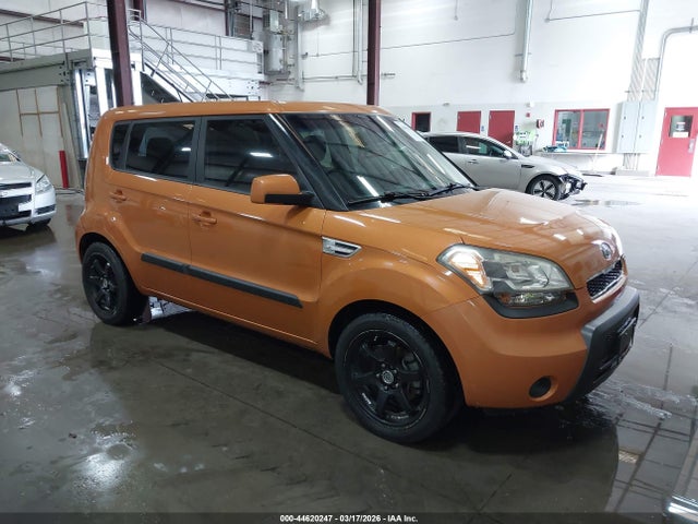 Salvage Kia Soul Image