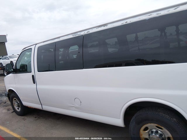 Chevrolet Express Lt