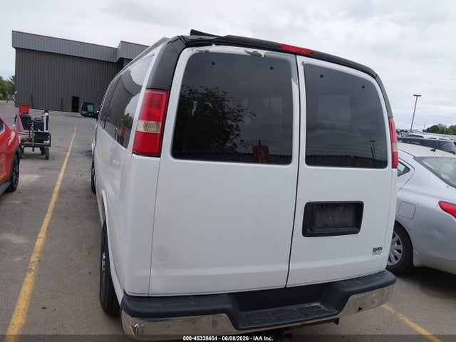 Chevrolet Express Lt