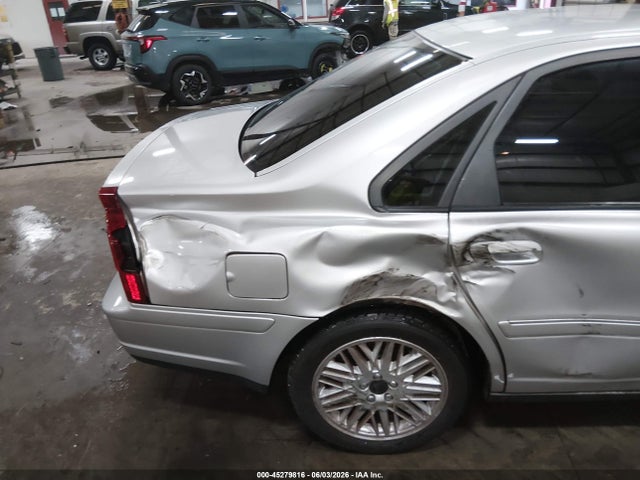 Volvo S80 2.9