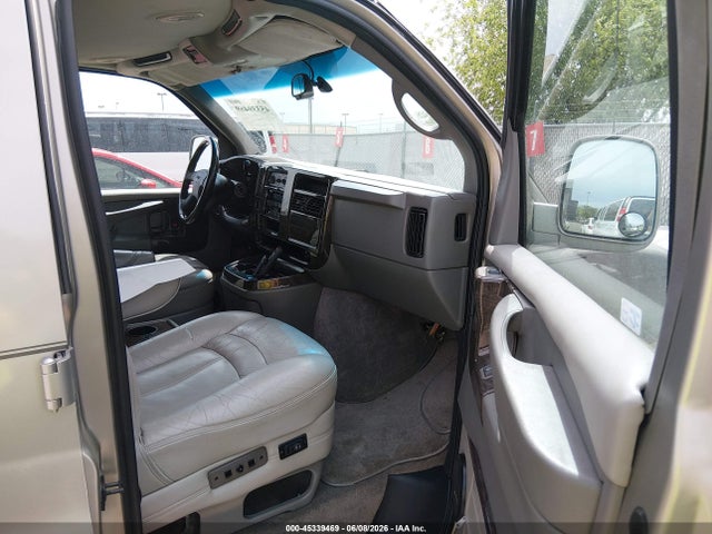 GMC Savana Upfitter
